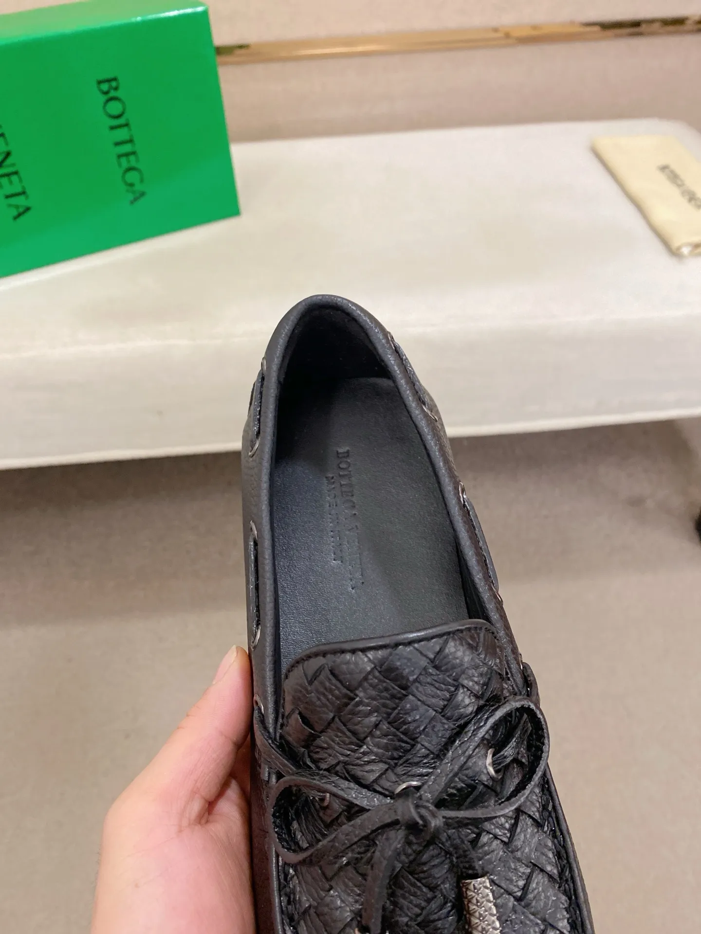 Men's shoes 💰 400💰 (Niu Li + Niu Pad) [BV] latest hot style‼ ️Casual men's shoes, uppers imported deer pattern first-layer cowhide ➕Full imported cowhide lining✔️Exquisite workmanship, excellent foot feel, special rubber soles✔️, cool and fashionable, the latest fashion, fashionable outsole, hurry up. Code number: 38-44 (can be customized to 37.45, non-refundable)